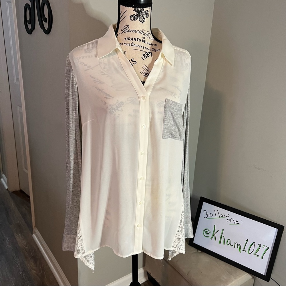 Style & Co Large Cream and Gray Blouse w/Lace Side Accent NWOT
